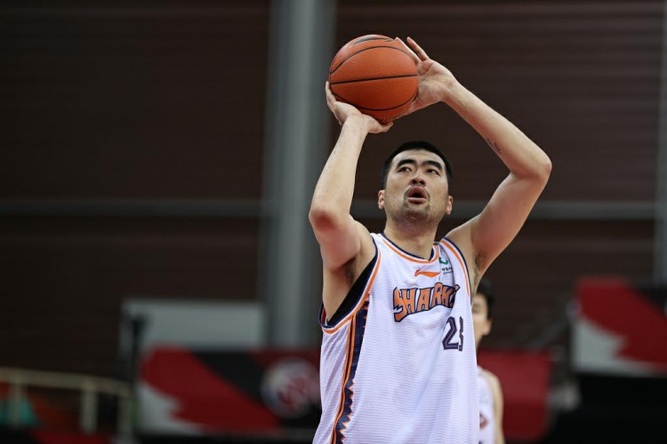 bwin必赢-曾效力上海&amp;天津 媒体人：张兆旭将加盟宁波男篮教练组